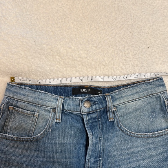 Hudson Jean Short - 24 - Picture 5 of 5